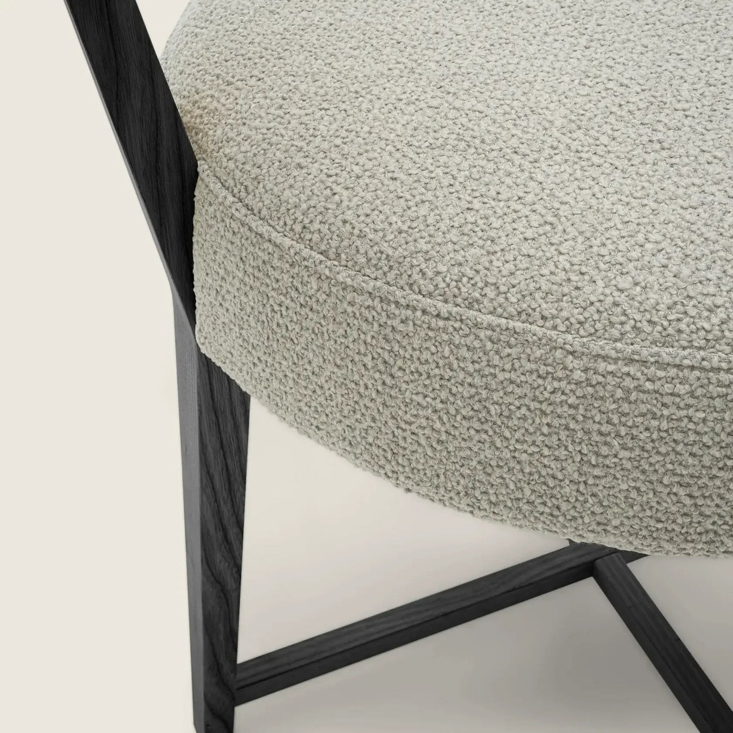 Flexform - Justine Stuhl - sarto Tailored Interiors Group