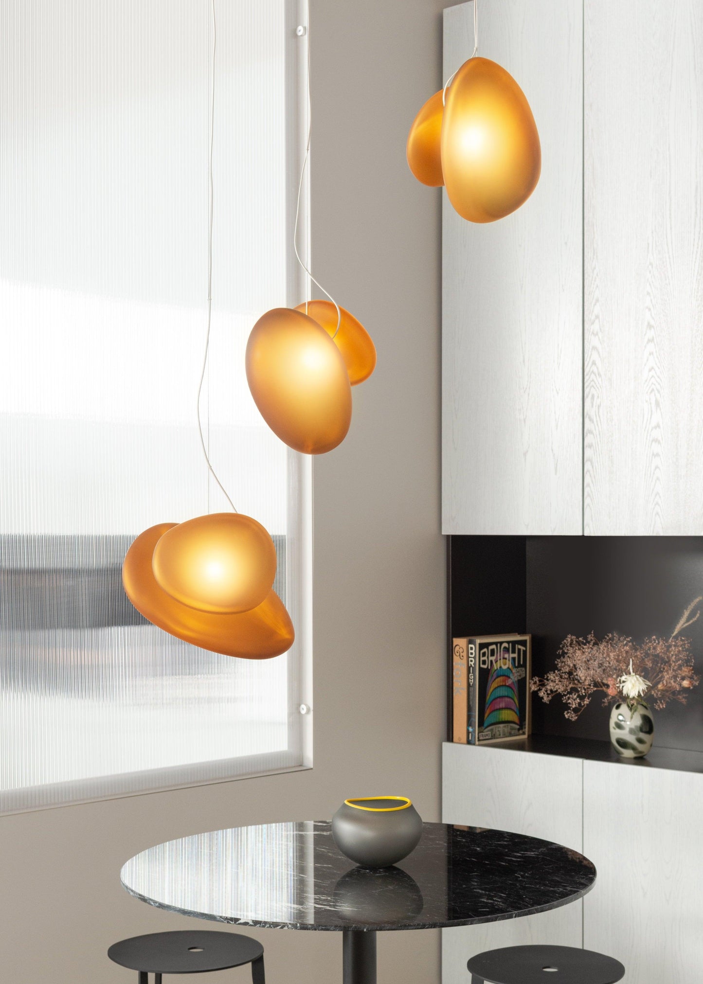 A-N-D - Pebble 3-P Chandelier - Hängeleuchten - Sarto Group