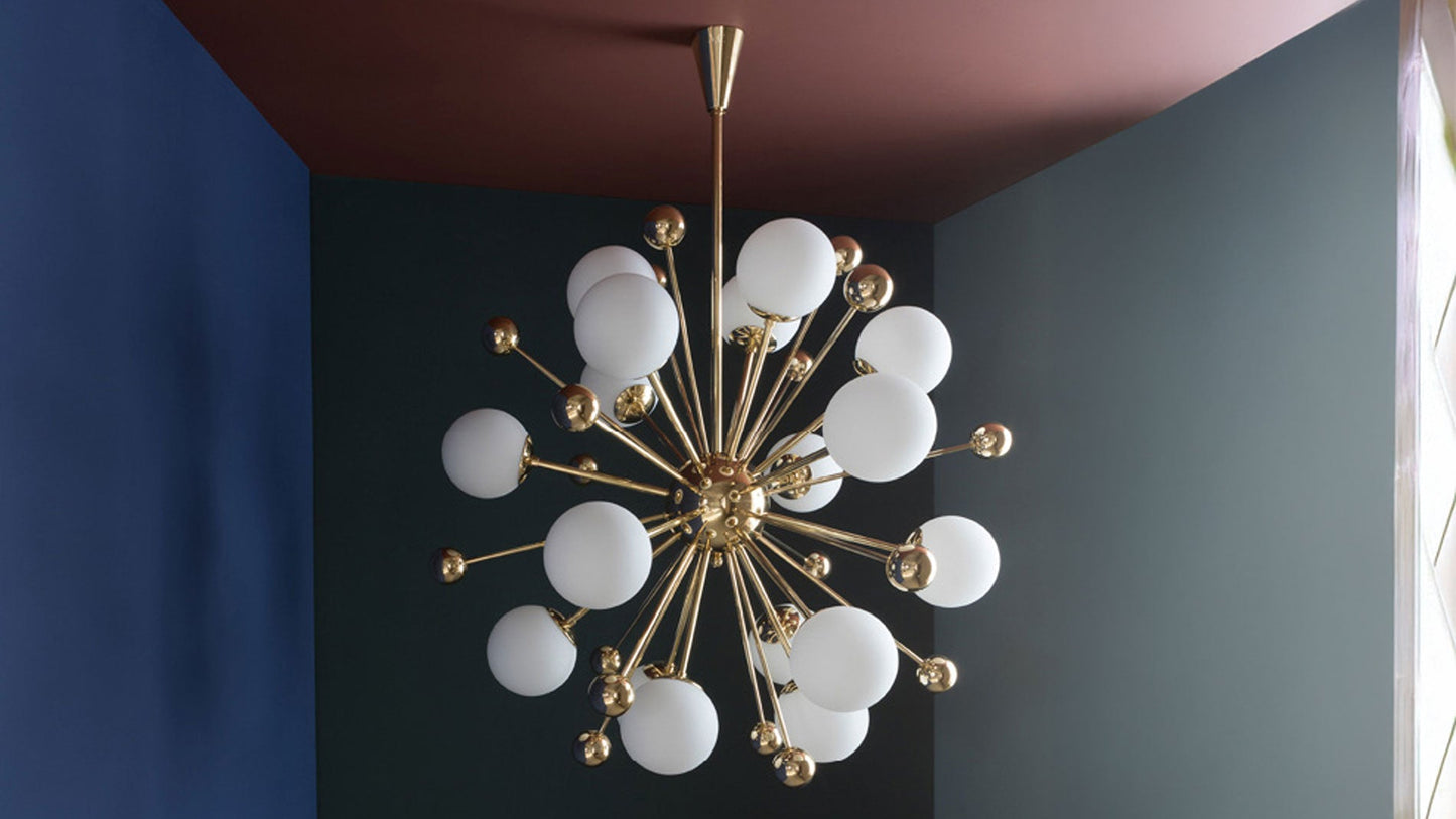 Magic Circus Éditions Chandelier 01