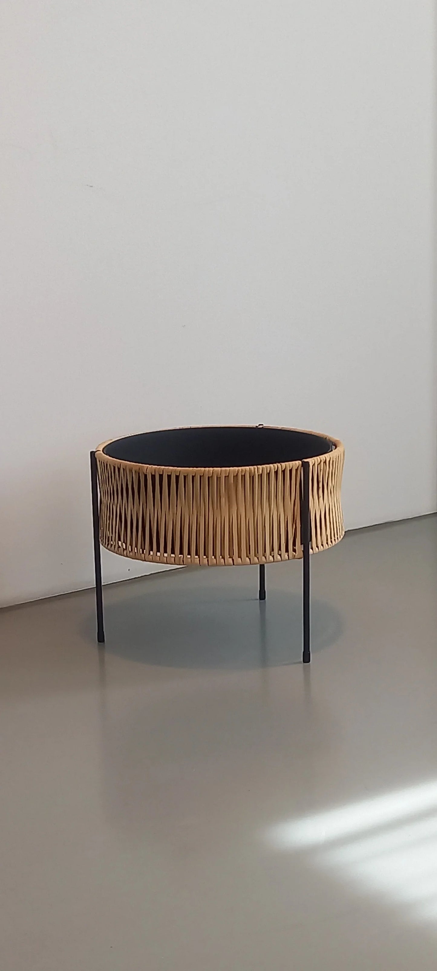 Audo Copenhagen - Audo Copenhgen Planter Umanoff 32,5 - Pflanzkübel - Sarto Group