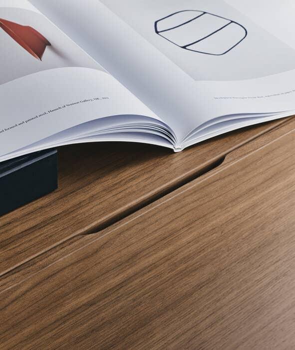 B&B Italia - Jack Regalsystem - Regalsysteme - Sarto Group