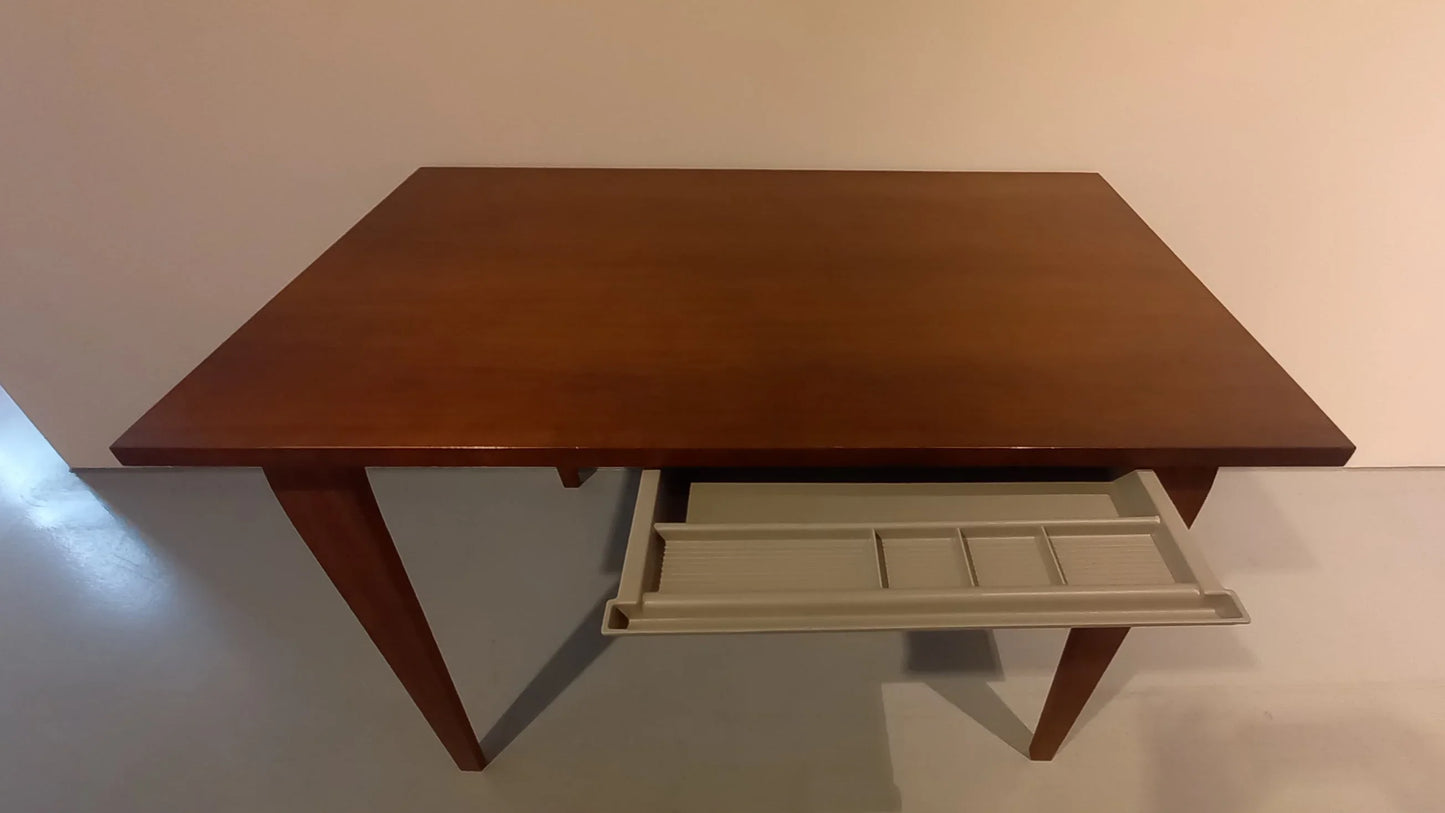 Cherner - Cherner Studio Schreibtisch - Schreibtische - Sarto Group