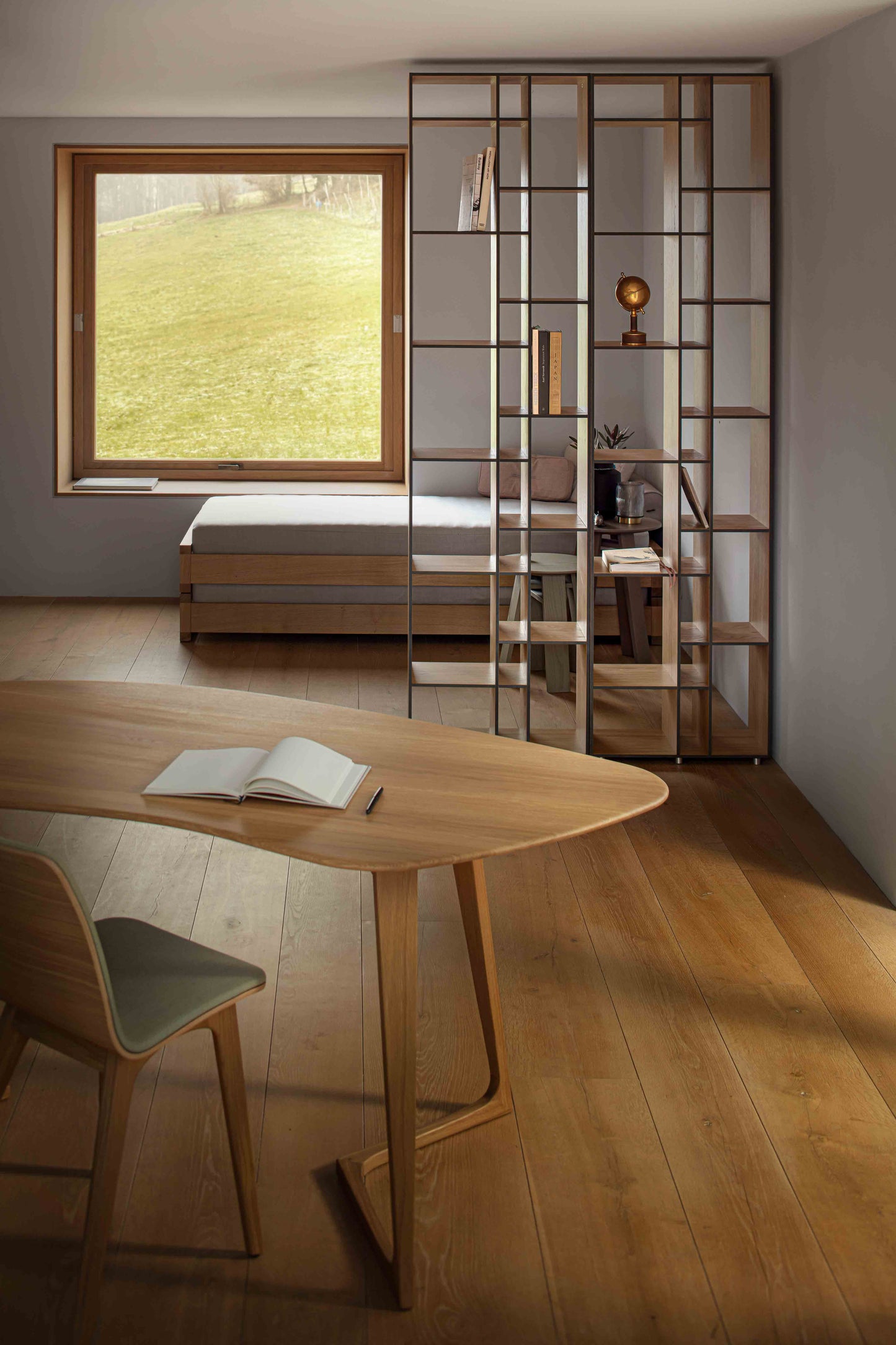 Zeitraum Twist Office Desk