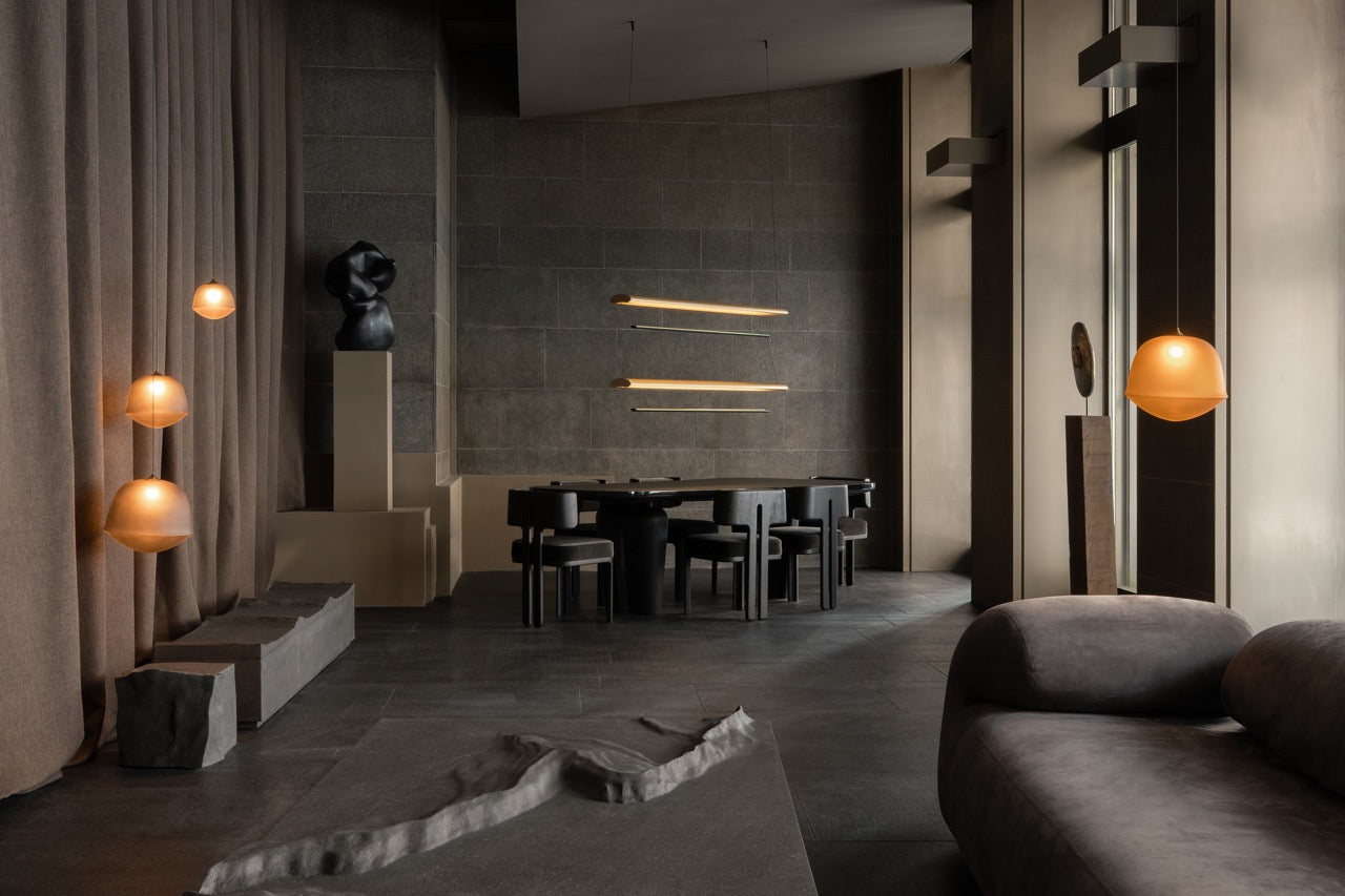 Contour pendant light