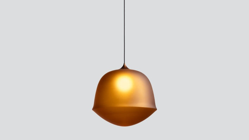 Contour pendant light
