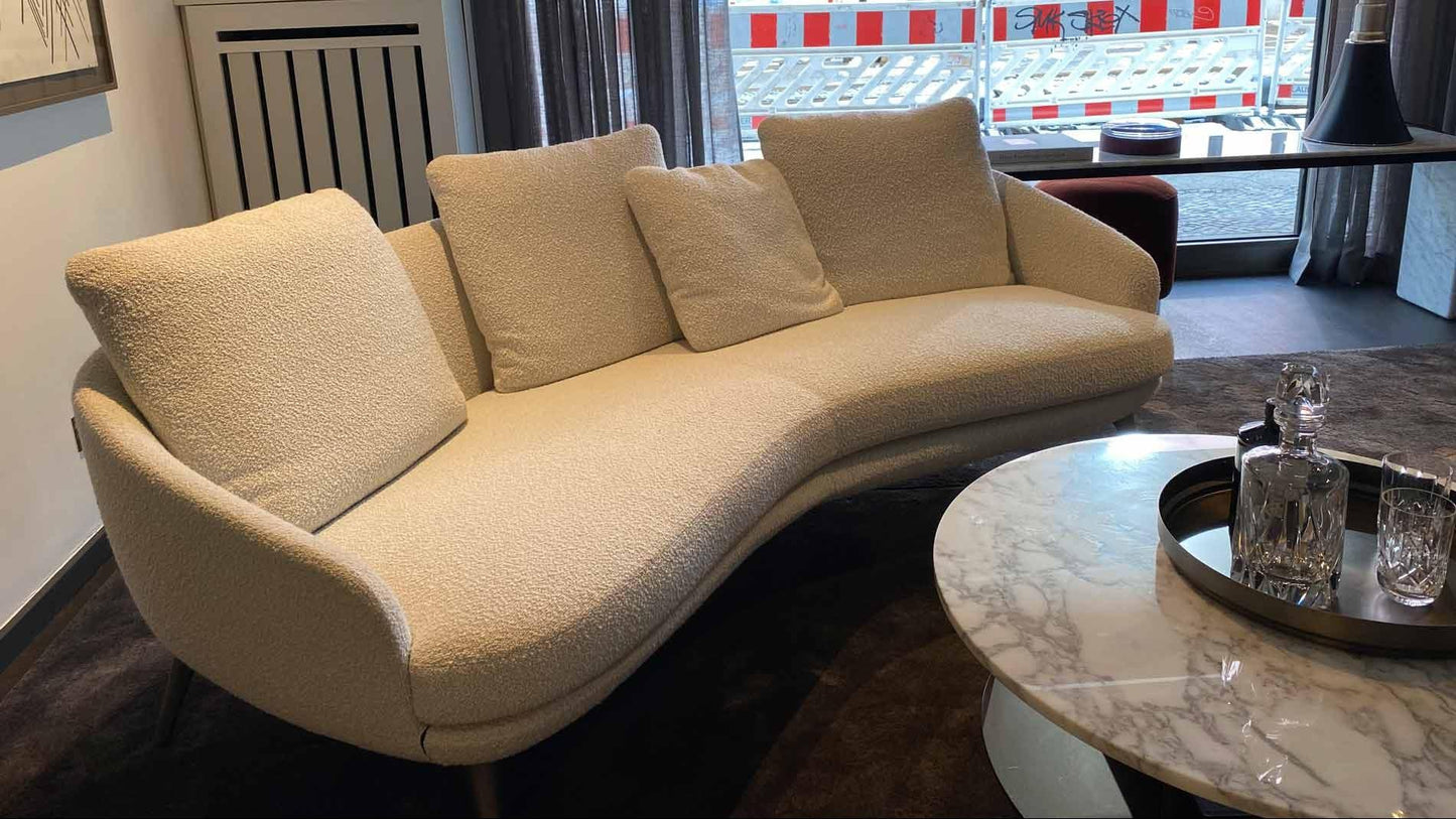 Minotti - Raphael Sofa - sarto Tailored Interiors Group