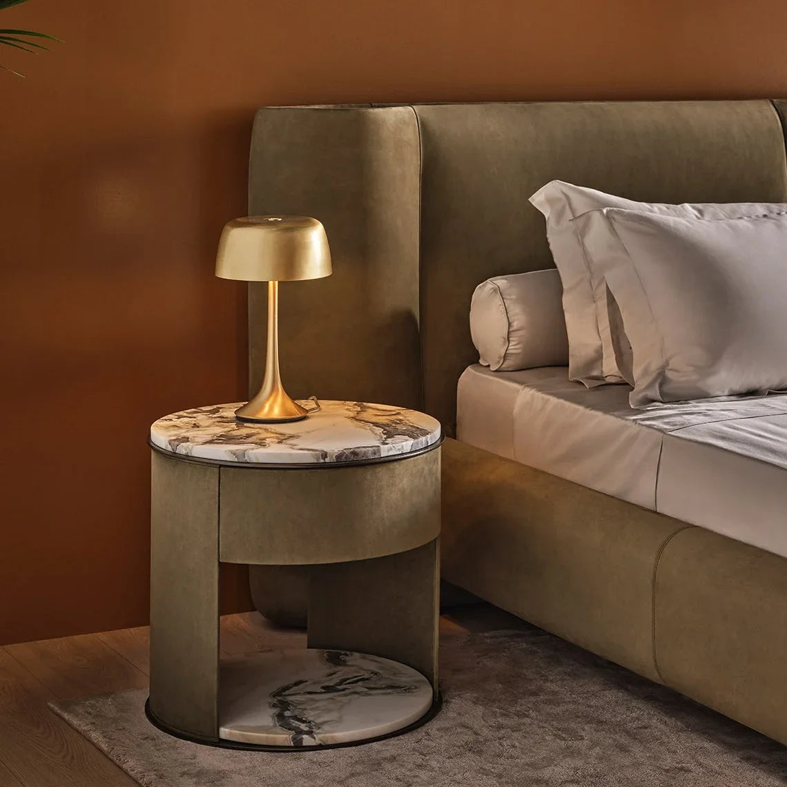 Rugiano - Floyd Nachttisch - sarto Tailored Interiors