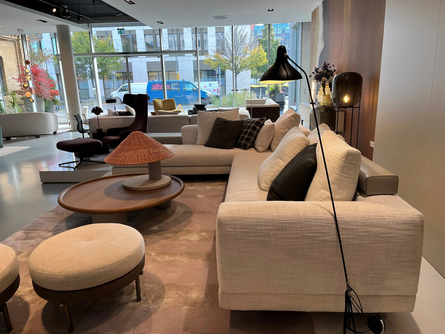Minotti - Connery Flap Sofa - sarto Tailored Interiors Group