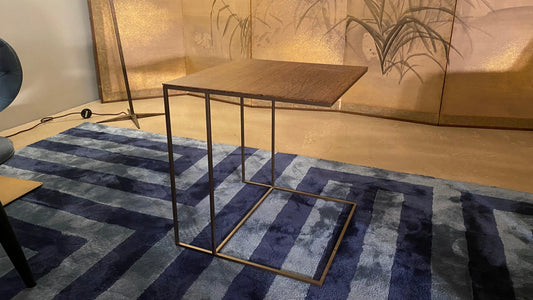 Minotti - Minotti LEGER Bronze Beistelltisch | Holzplatte - Beistelltische - Sarto Group