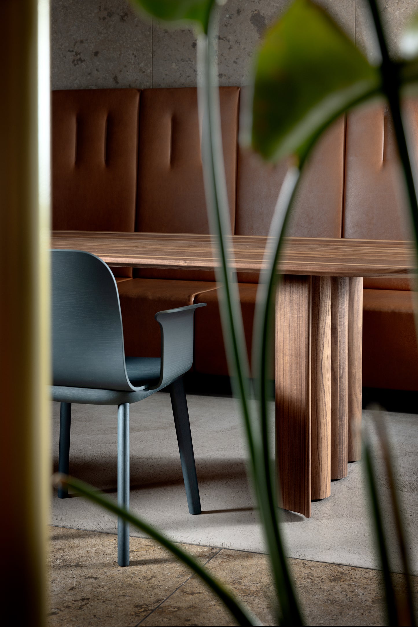 Curtain dining table