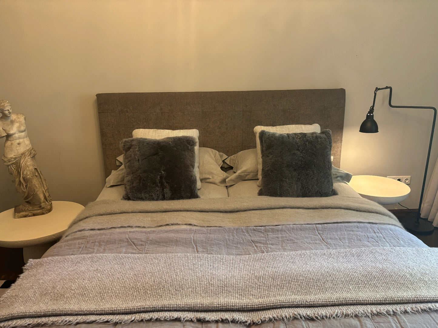 Schramm - Bett Origins Quadro | ohne Matratzen - sarto Tailored Interiors Group