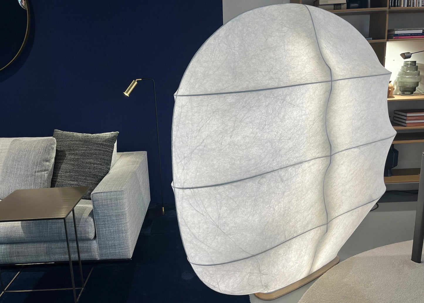 Tacchini - Gunta 1 Bodenleuchte - sarto Tailored Interiors Group