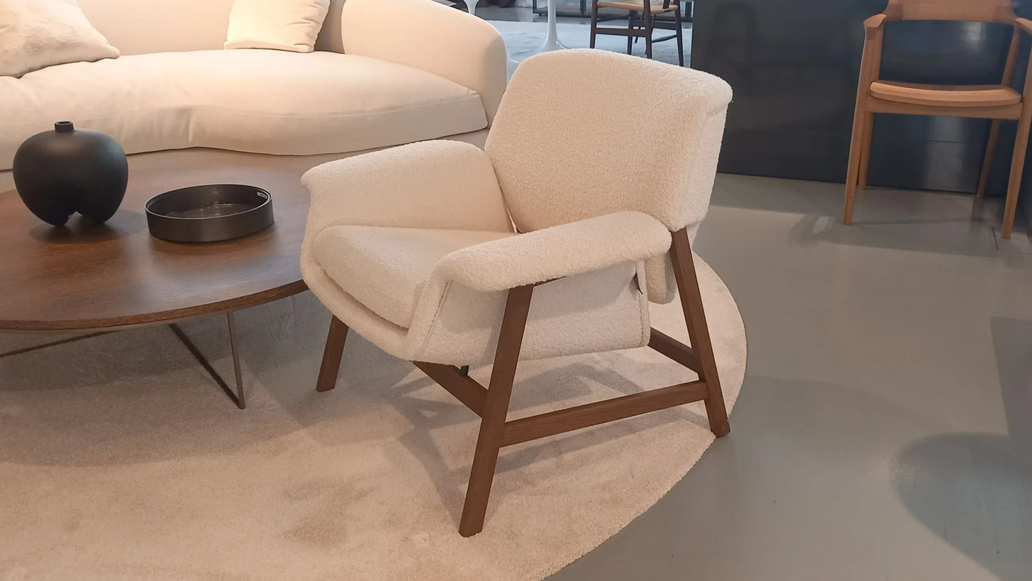 Tacchini - Tacchini Agnese Sessel mit Armlehnen - Sessel - Sarto Group