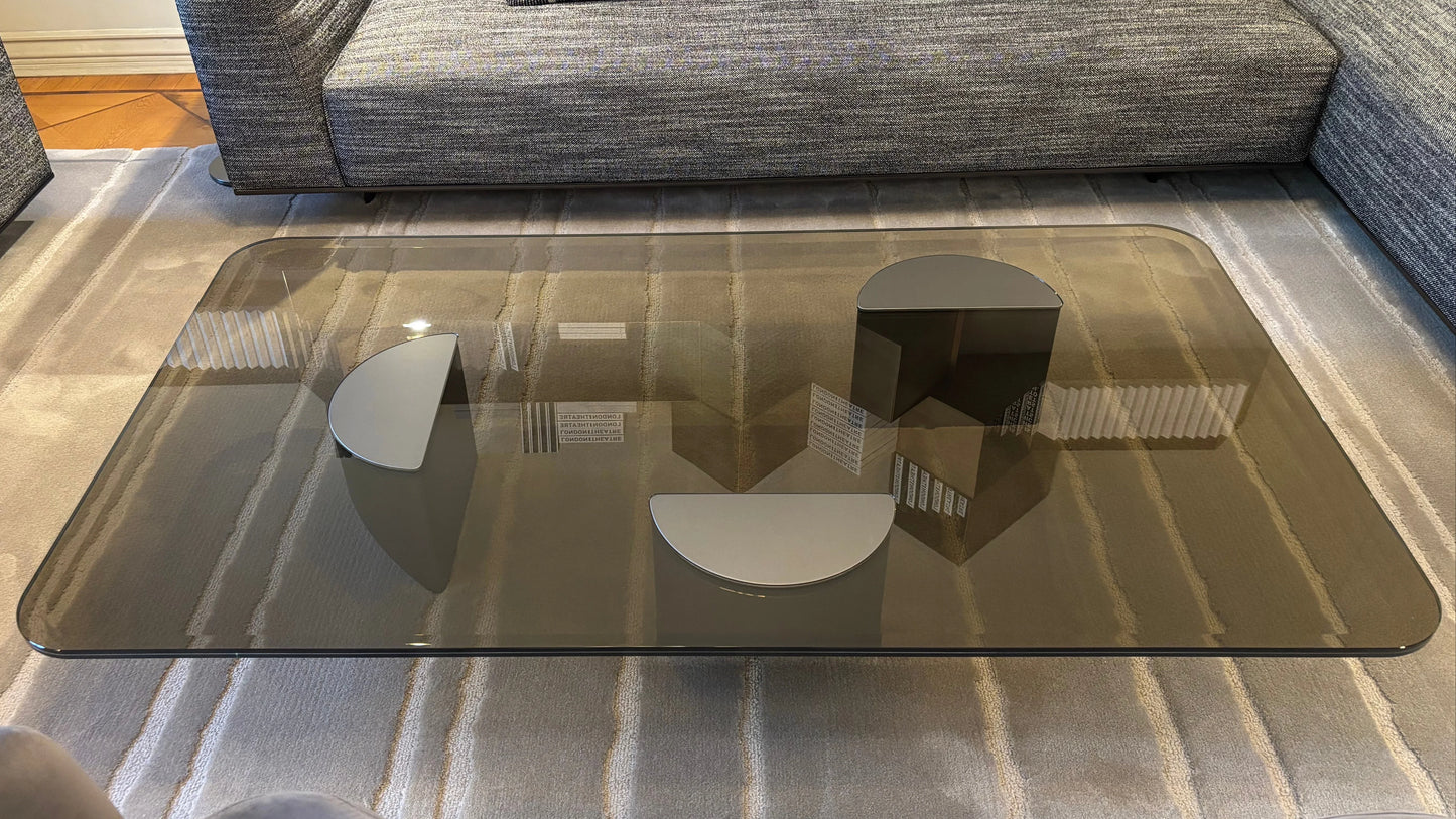 Minotti - Minotti Wedge Couchtisch - Couchtische - Sarto Group