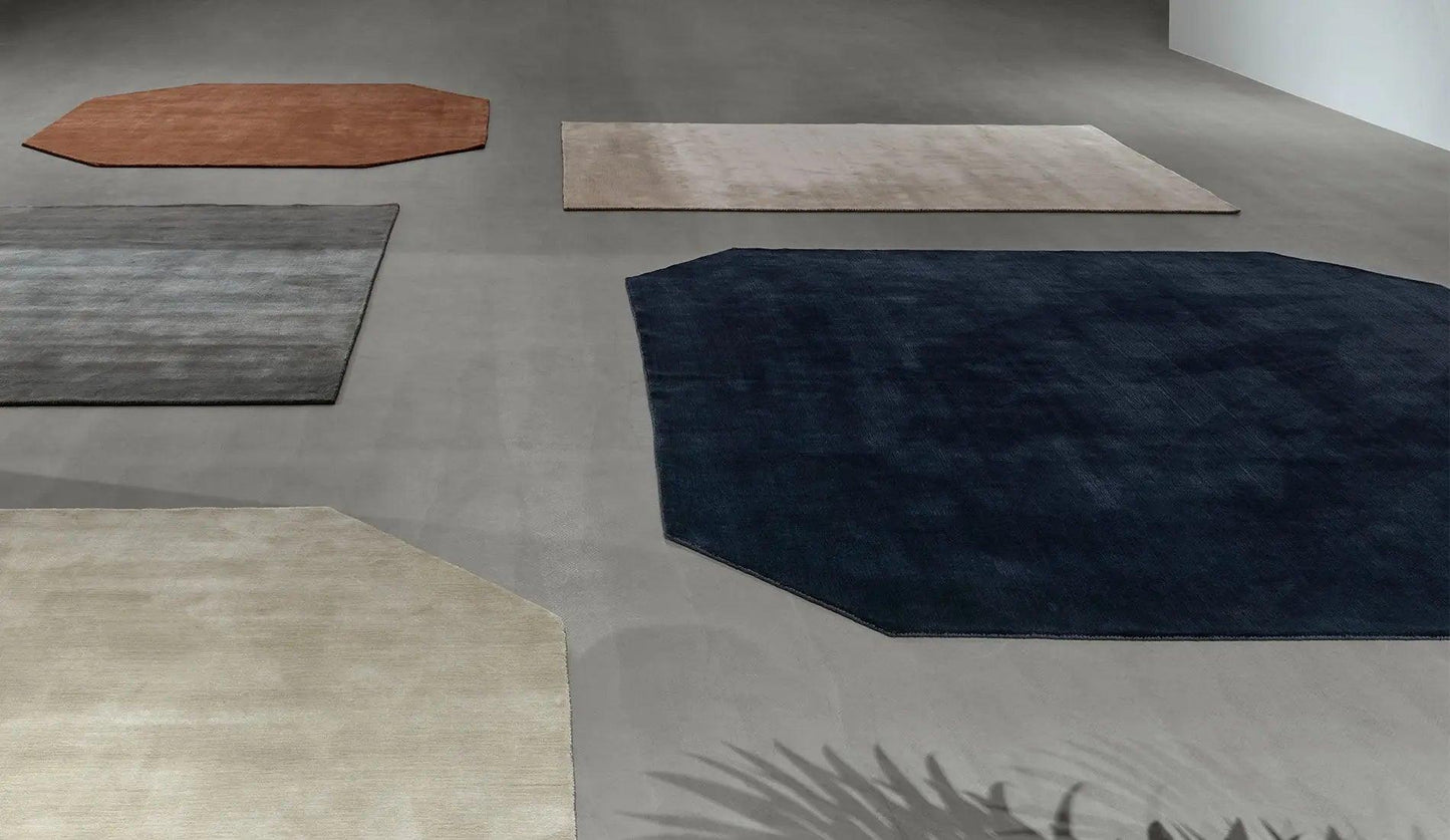 &Tradition - &tradition The Moor Teppich | AP6 + AP8 | Mitternachtsblau - Teppiche - Sarto Group