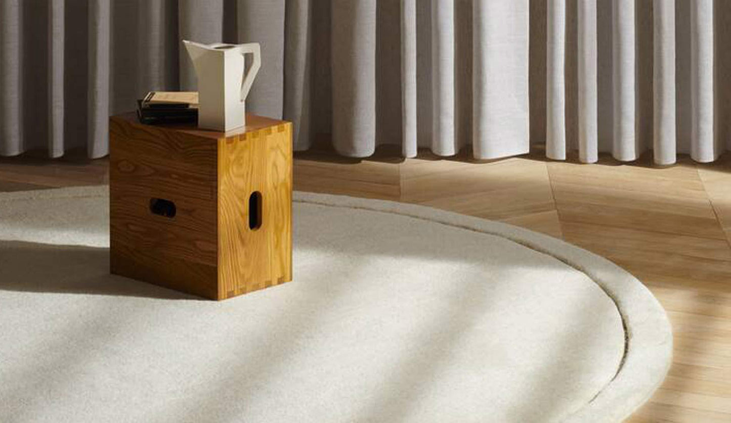 Cassina - LC14 Hocker - Hocker - Sarto Group