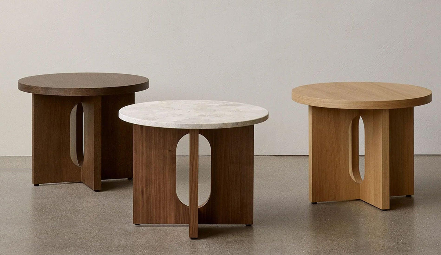 Audo Copenhagen - Audo Copenhagen Androgyne Beistelltisch Ø50 | Nussbaum - Beistelltische - Sarto Group