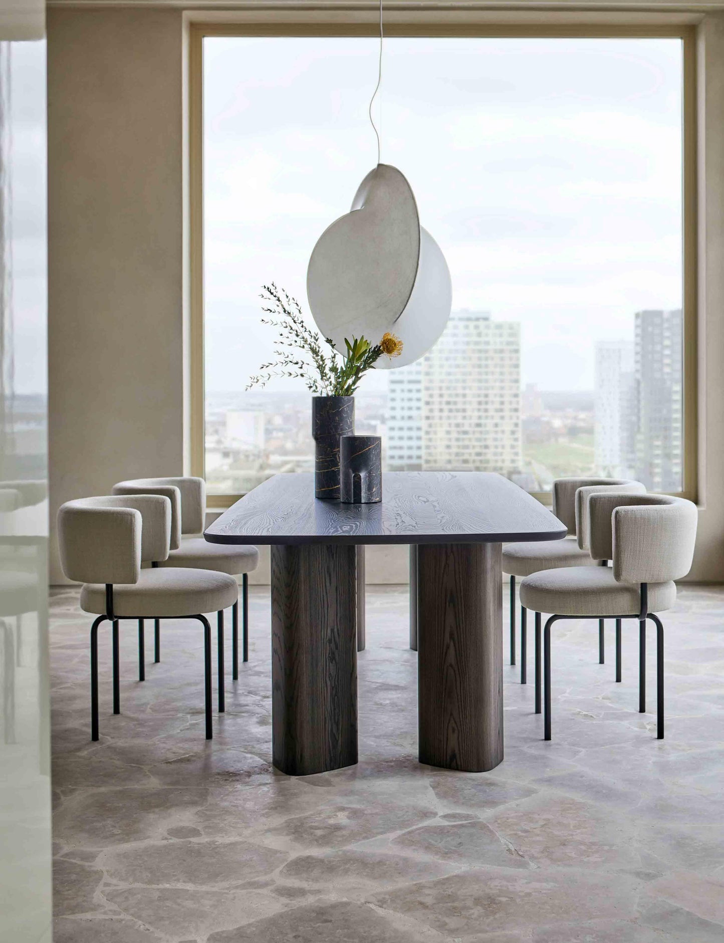 More - Oso Tisch - sarto Group