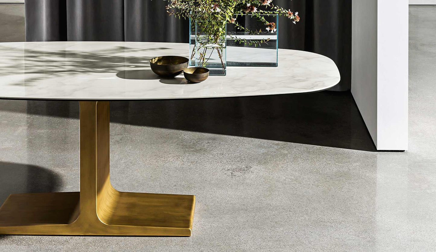 Sovet - Sovet Palace Shaped Tisch | Bronze - Arabesco - Esstische - Sarto Group