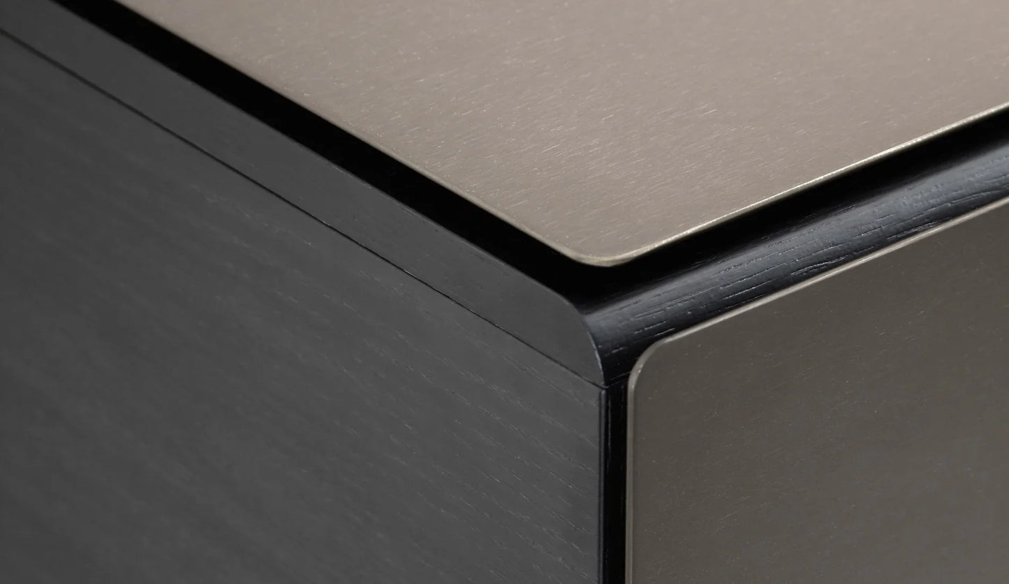 Punt - Punt Malmö MLM412 Sideboard | Ebenholzfarben + Full Bronze - Sideboards - Sarto Group
