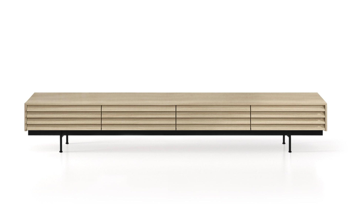 Punt - Punt Sussex SSX441 Sideboard | Helle Eiche - Sideboards - Sarto Group