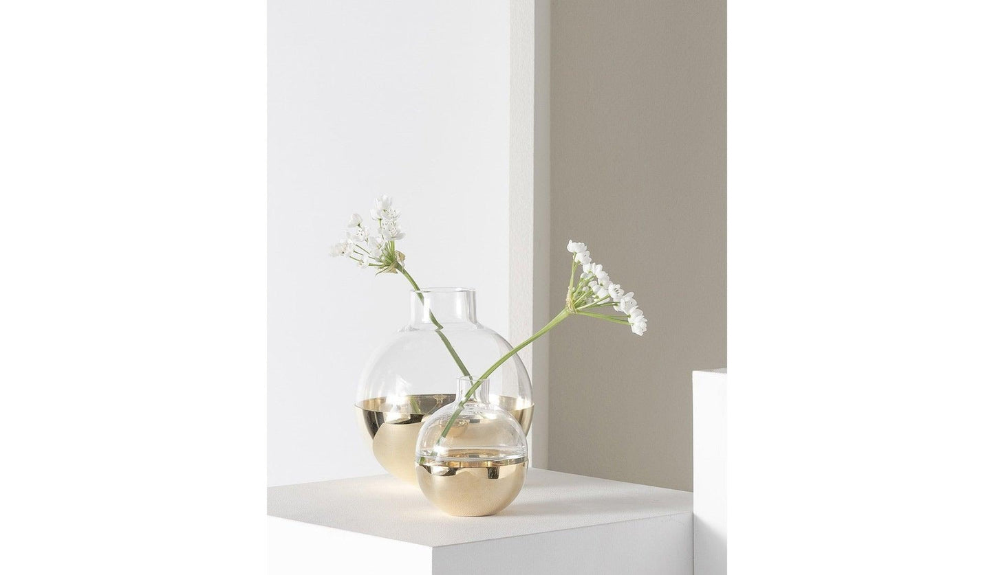 Skultuna - Skultuna Pomme Vase Medium Messing - Vasen - Sarto Group