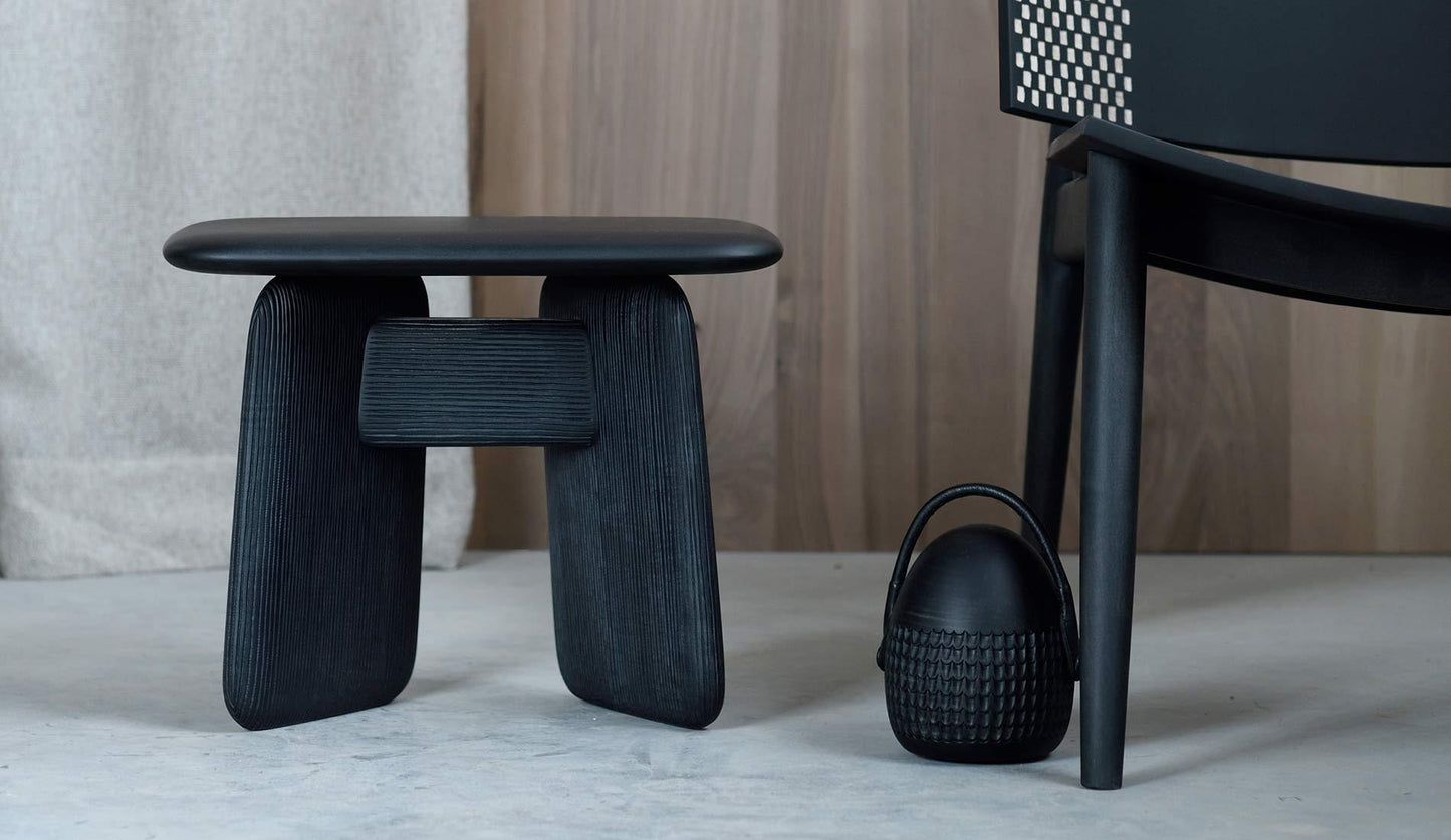 Zanat - Zanat Stonehenge Hocker | Ahorn schwarz - Hocker - Sarto Group