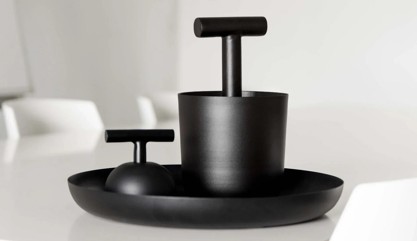 XLBoom - XLBoom Carry Away Briefbeschwerer | Schwarz - Silber | Edelstahl - sarto Tailored Interiors Group