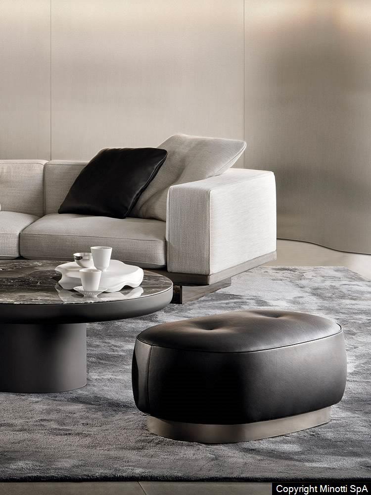 Minotti - Torii Bold Pouf - Hocker - Sarto Group