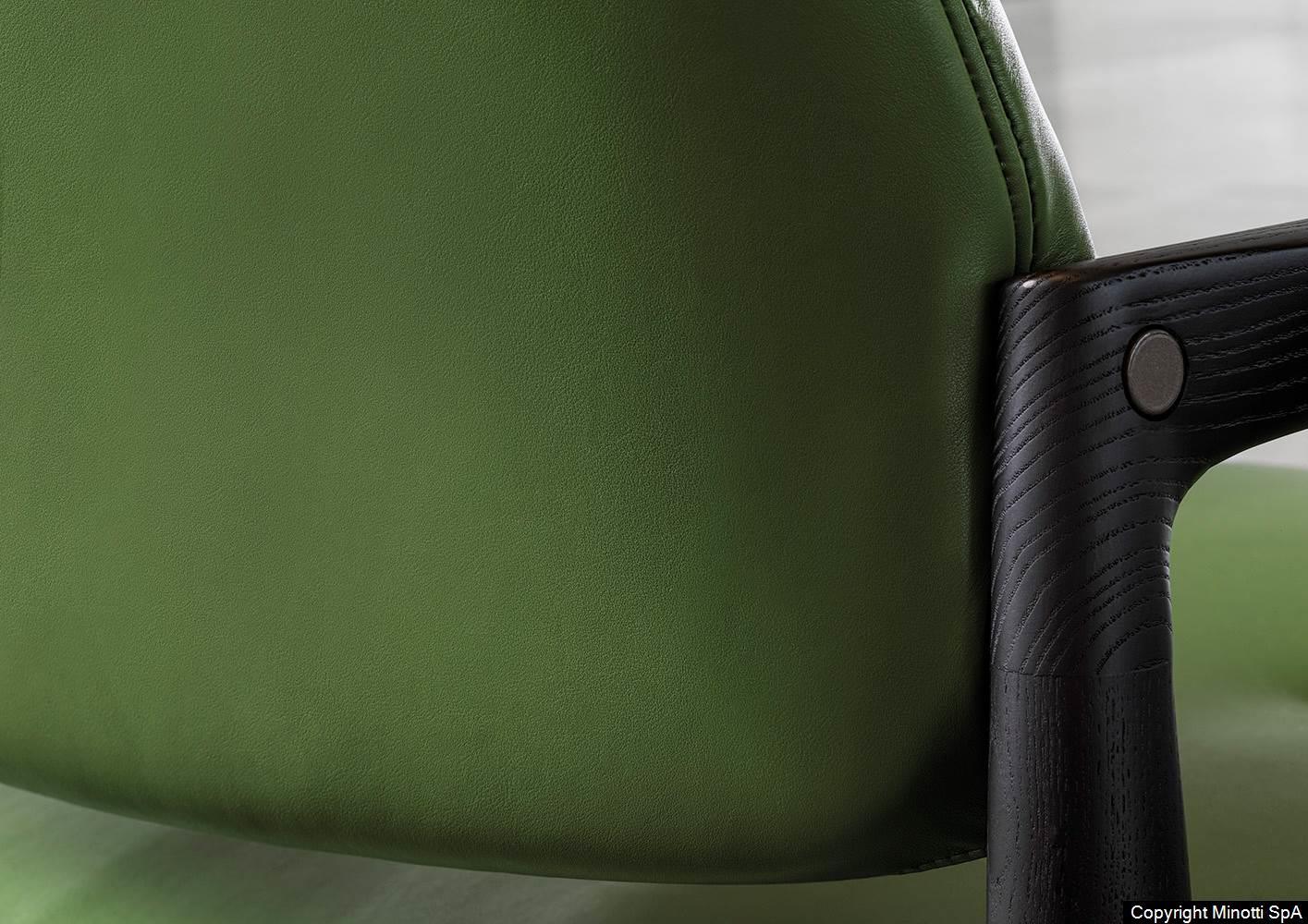 Minotti - Yoko Sessel mit Fußhocker - Sessel - Sarto Group