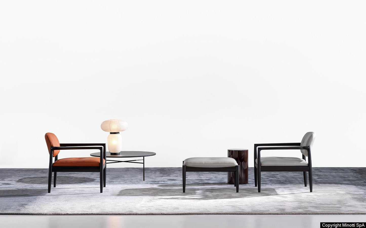 Minotti - Yoko Sessel mit Fußhocker - Sessel - Sarto Group