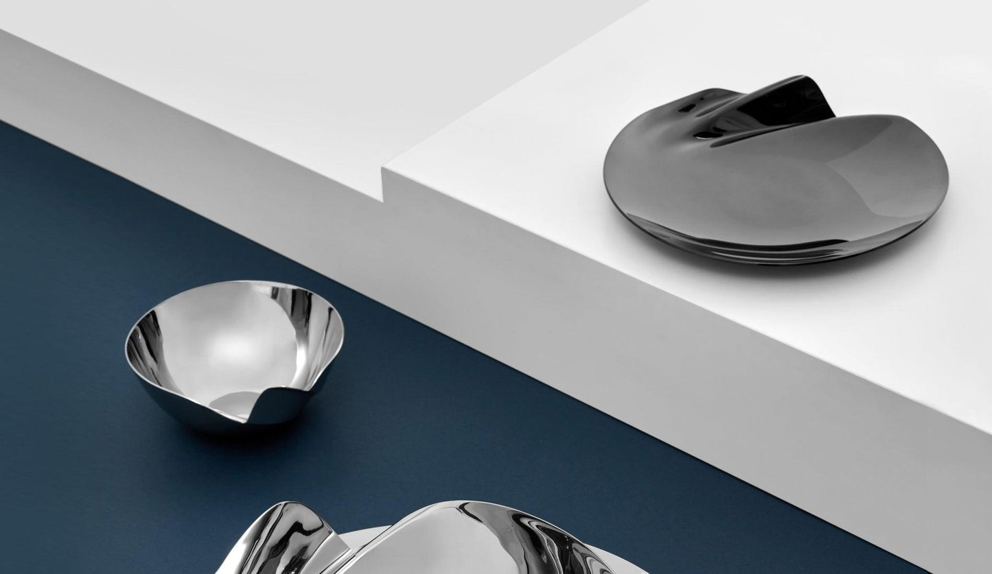Zaha Hadid - Zaha Hadid Design Serenity Platter Schale Schwarz | Ø40 cm - Schalen - Sarto Group