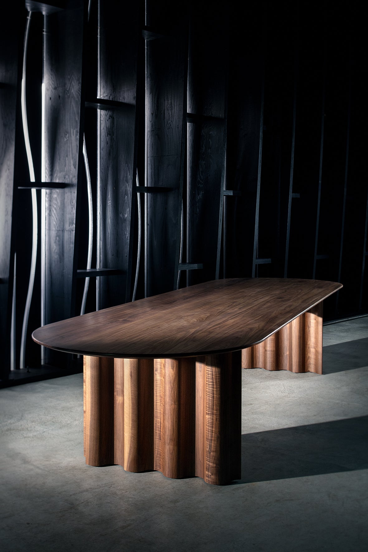 Curtain dining table