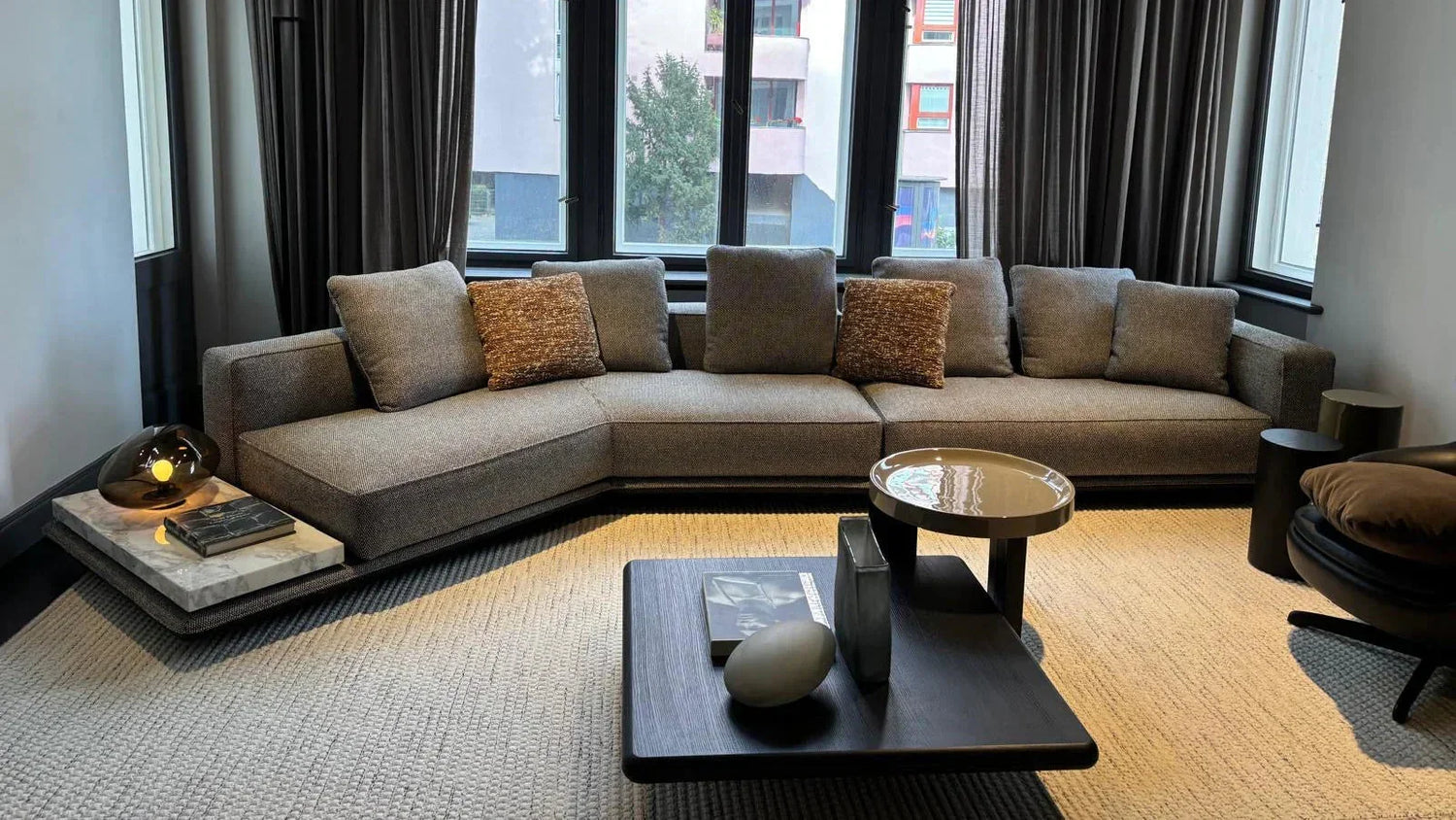 reduzierte Ausstellungsware Minotti Berlin - sarto* - Tailored Interiors Group