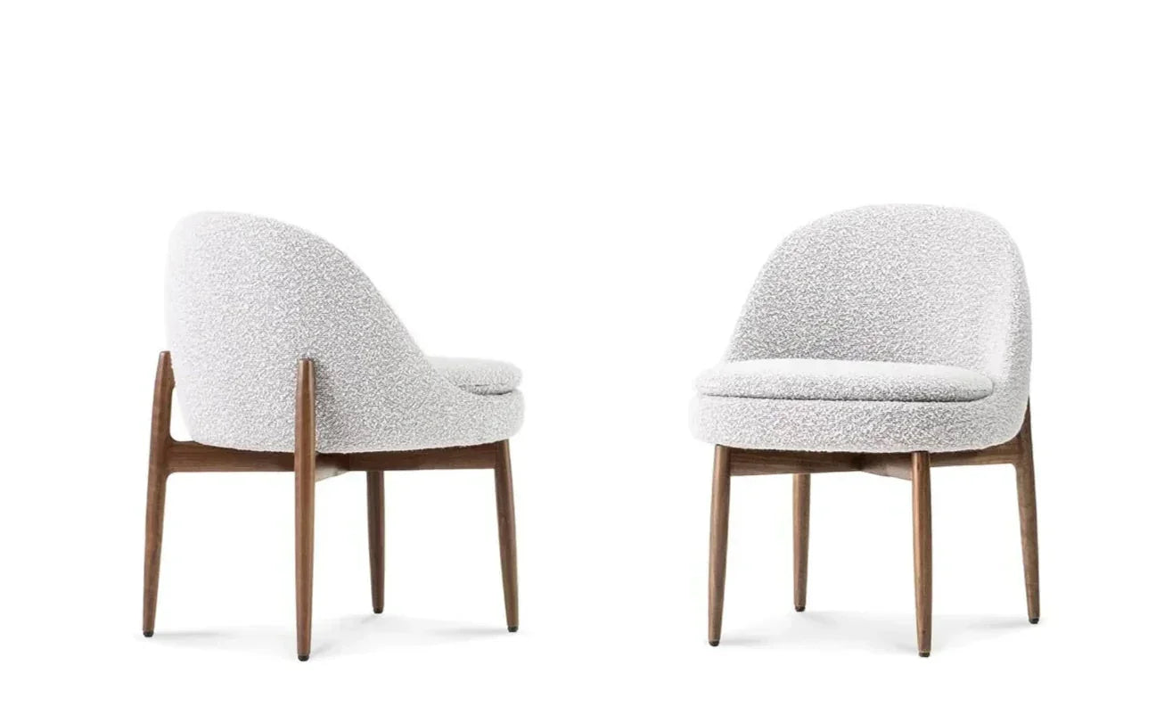 Sitzmöbel in unseren Showrooms live erleben - sarto* - Tailored Interiors Group