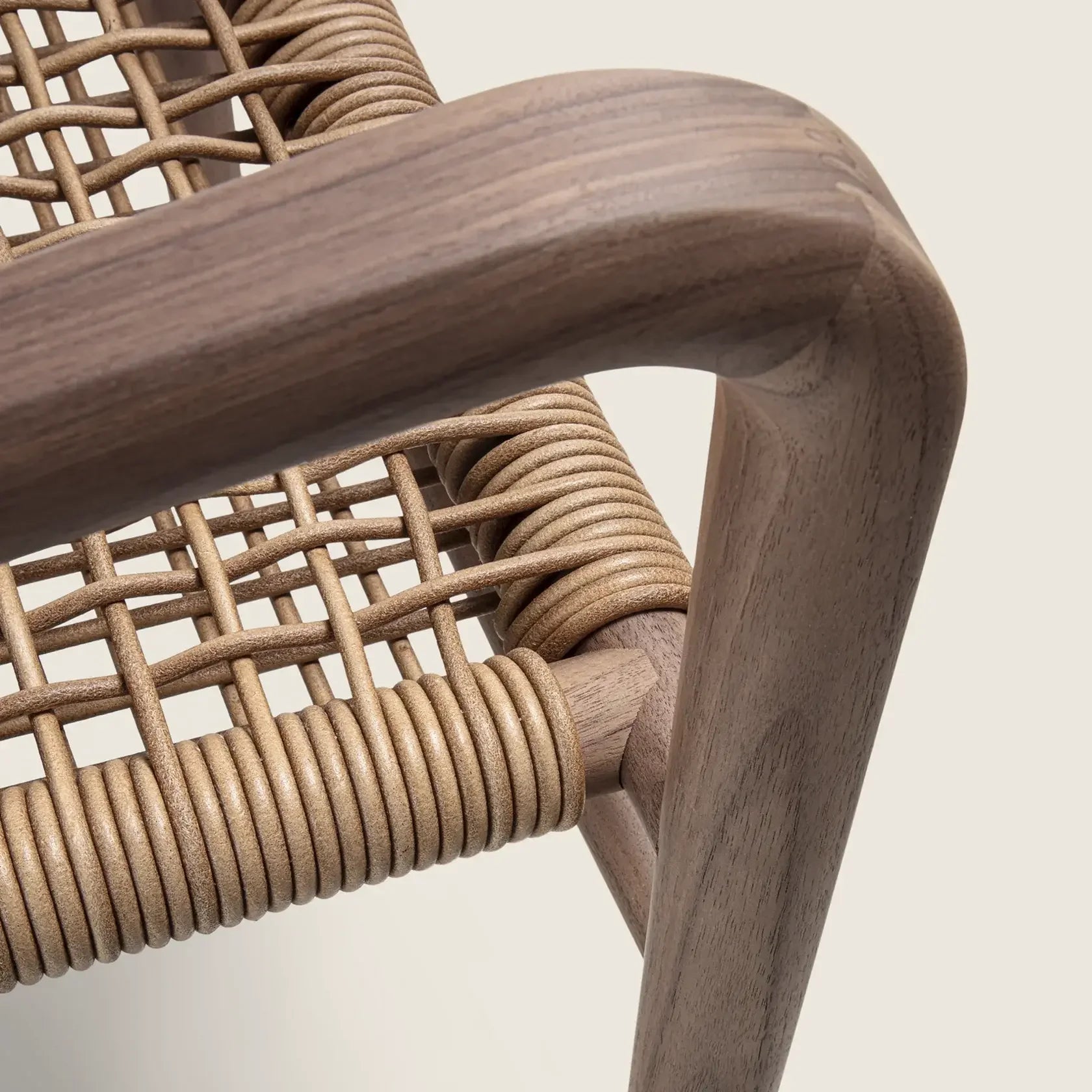 Flexform - Kim Stuhl - sarto Tailored Interiors Group