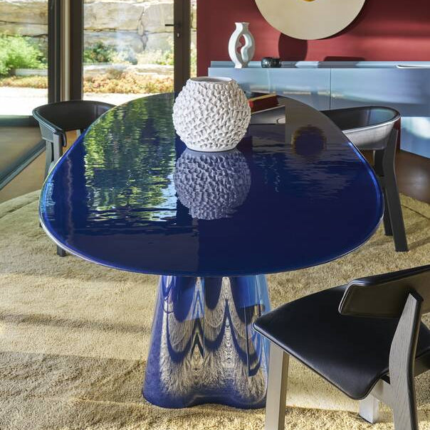 Treflo Dining Table