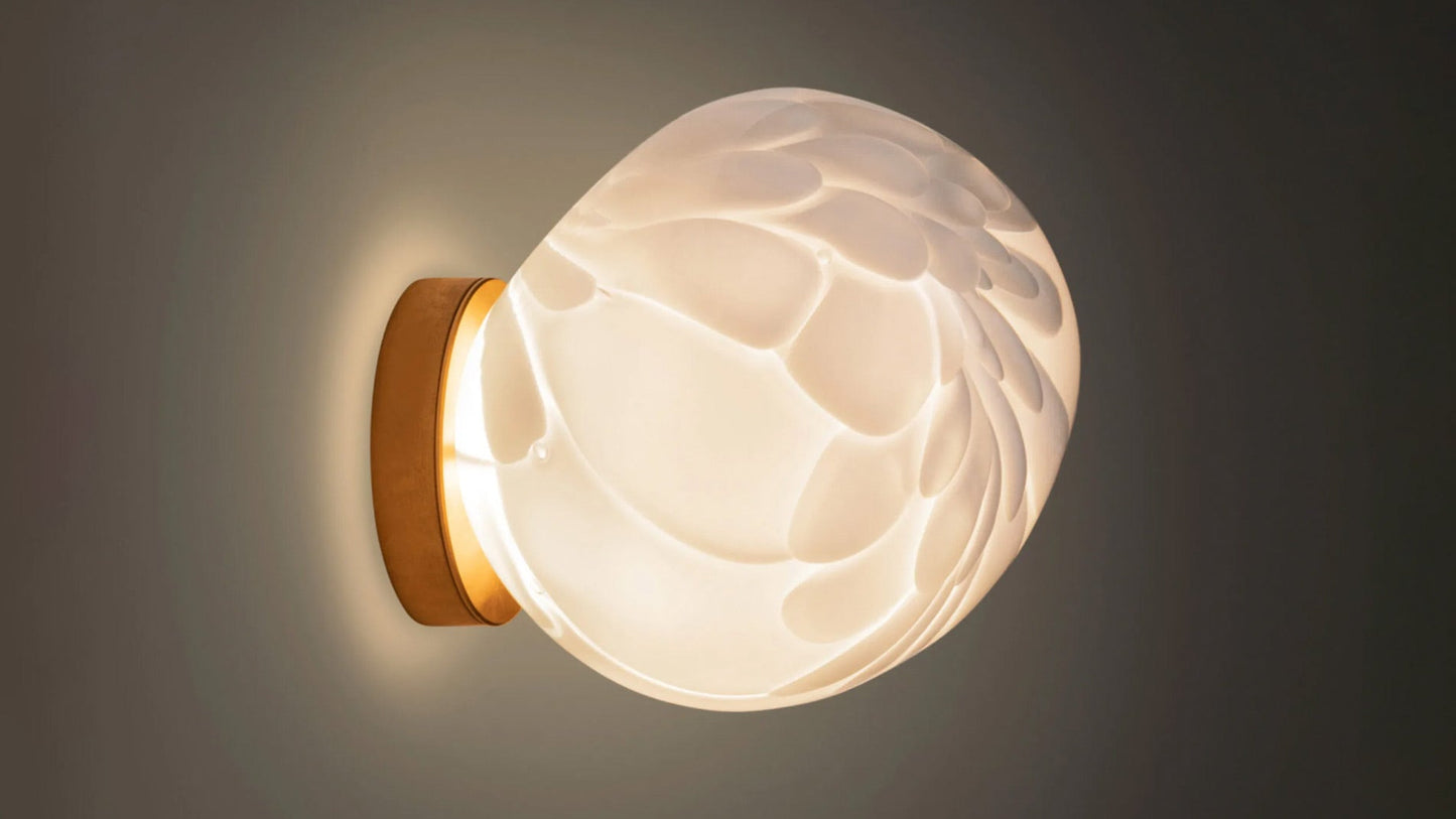 118 Wall or ceiling light