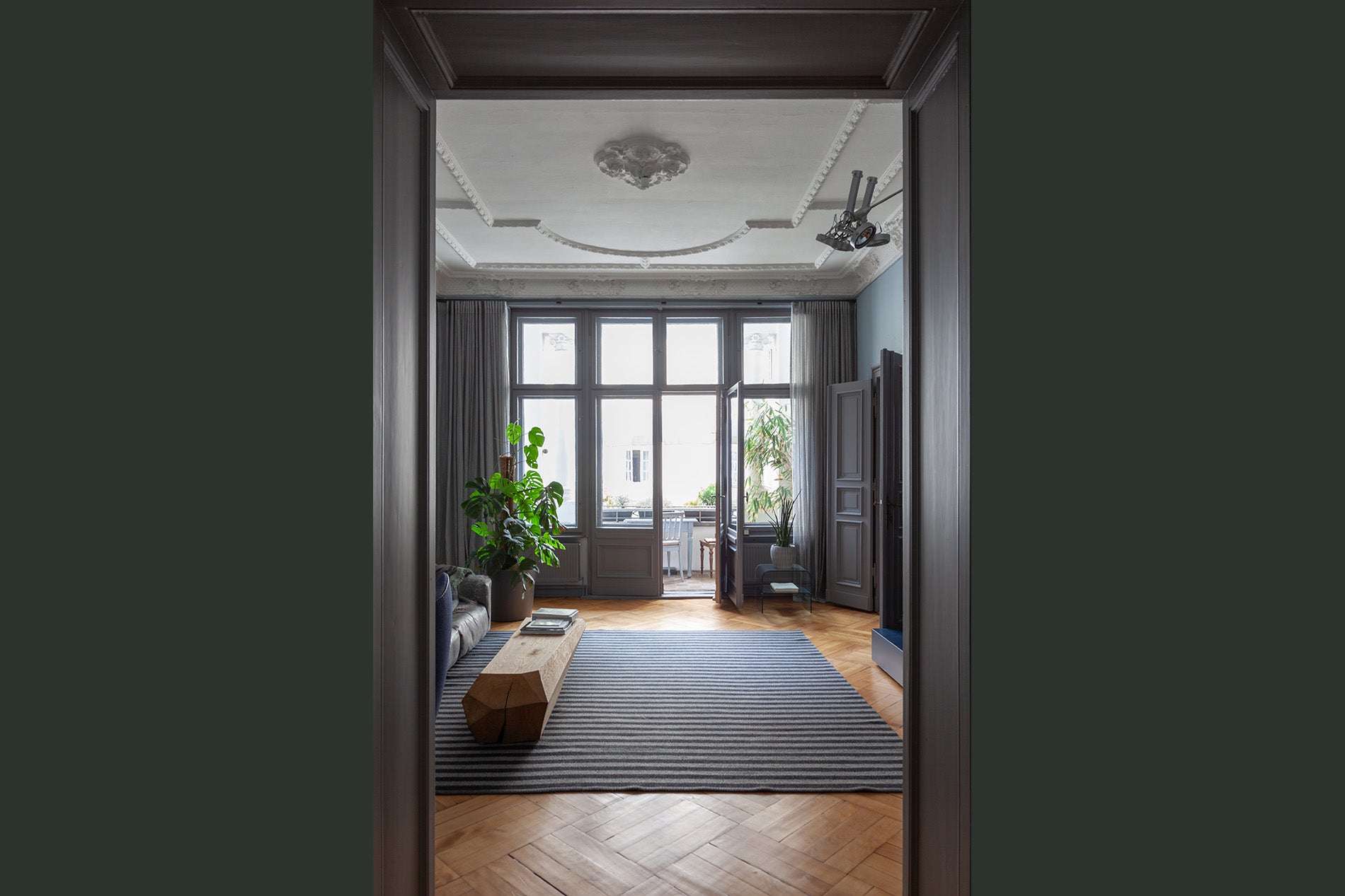 Old building apartment in Schöneberg