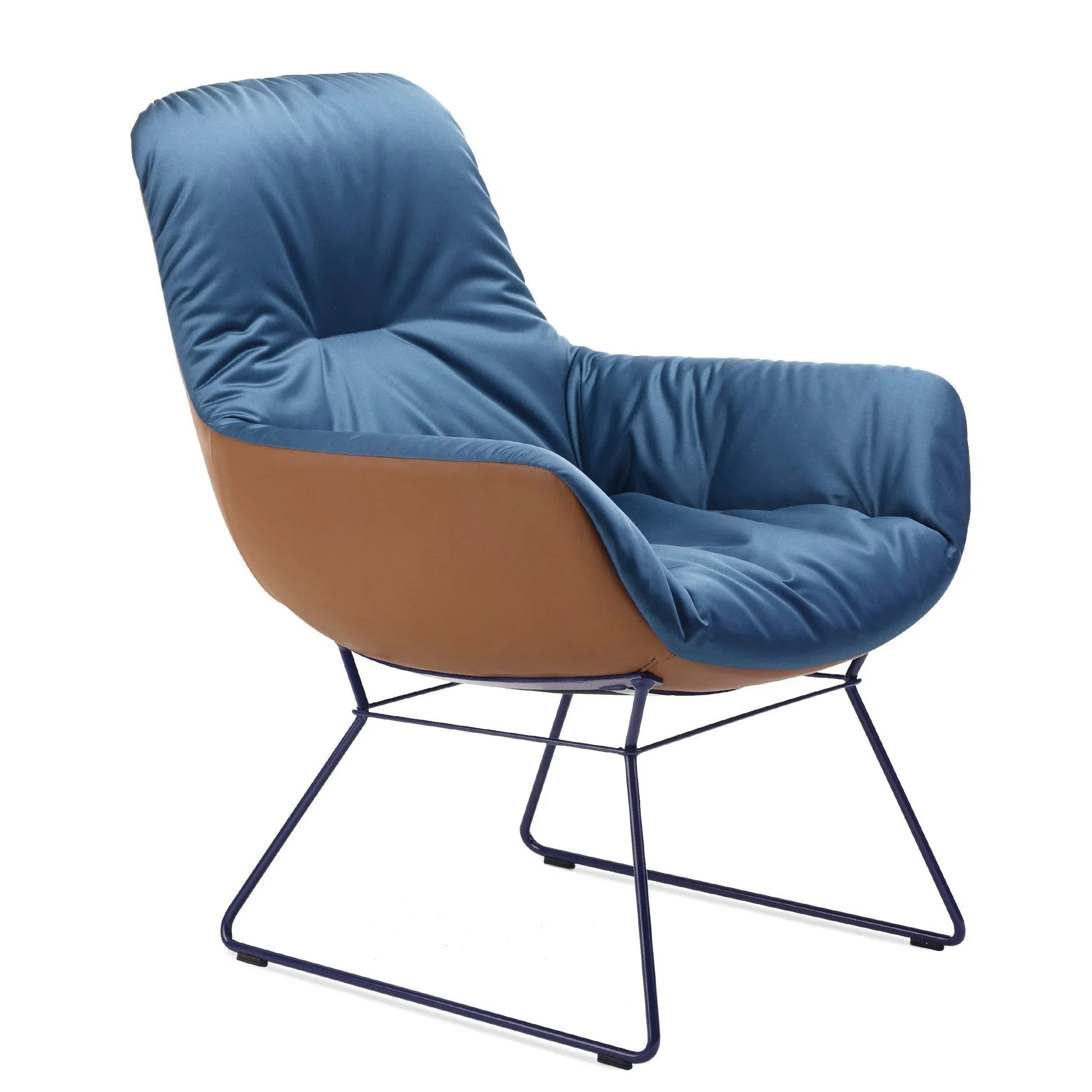 Freifrau - Leya Loungesessel - sarto Tailored Interiors Group