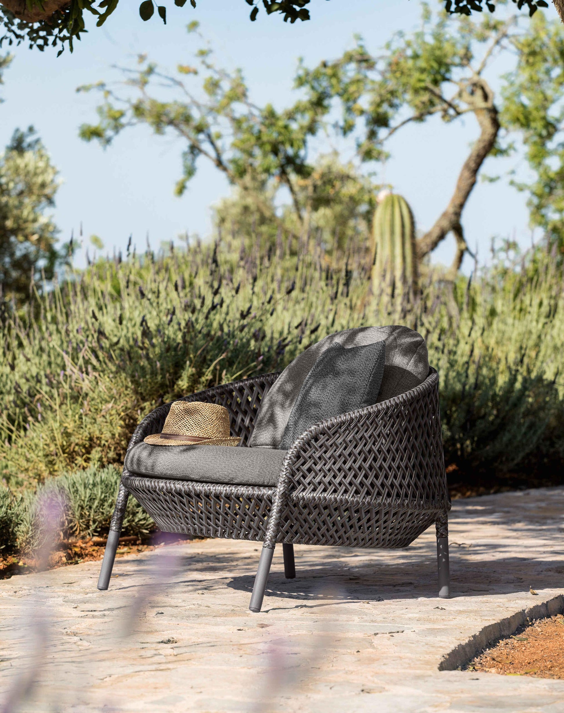 Dedon - Ahnda Outdoor Lounge Sessel | Mit Sitzkissen - Gartensessel - Sarto Group