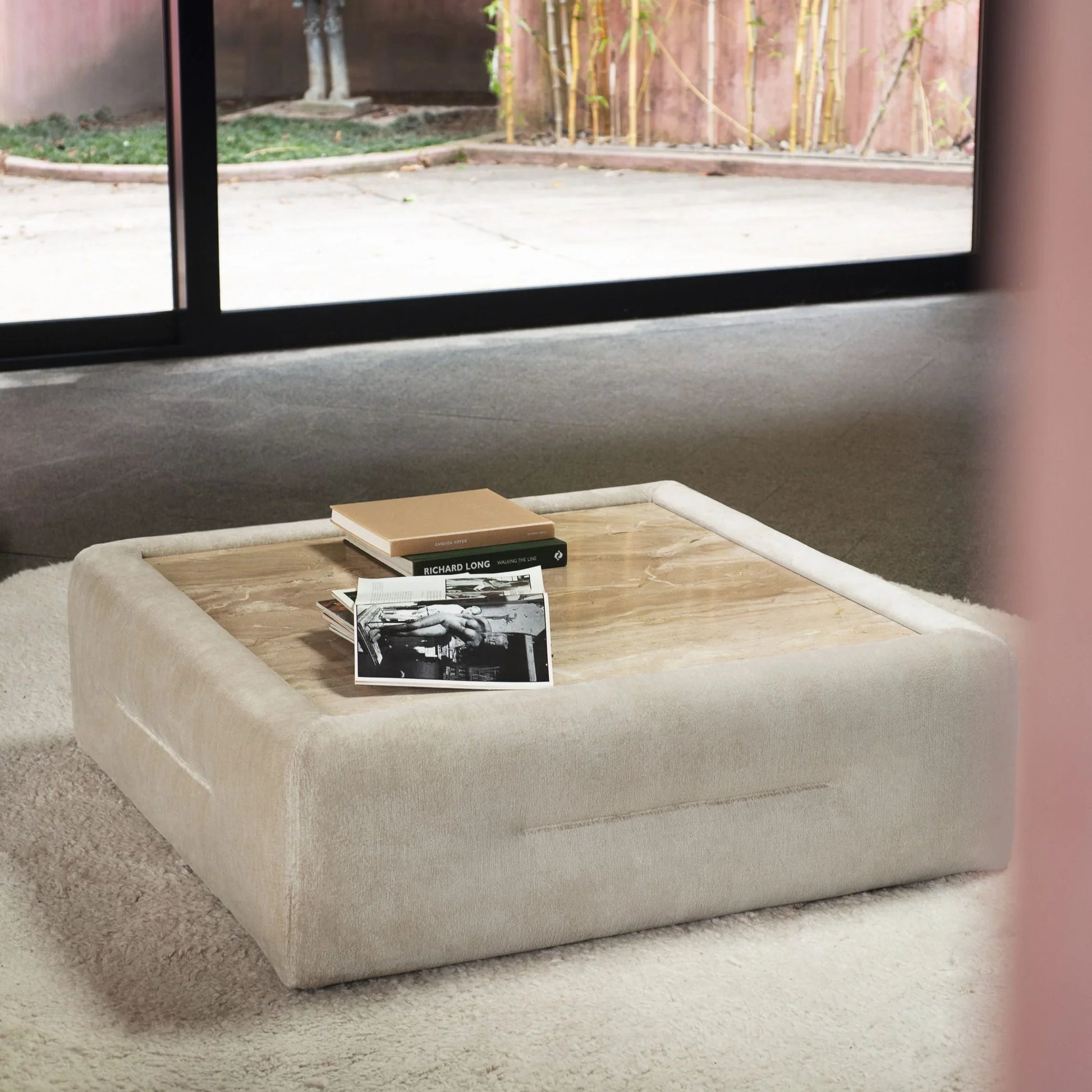 Tacchini - Butter Couchtisch/Pouf - sarto Tailored Interiors Group