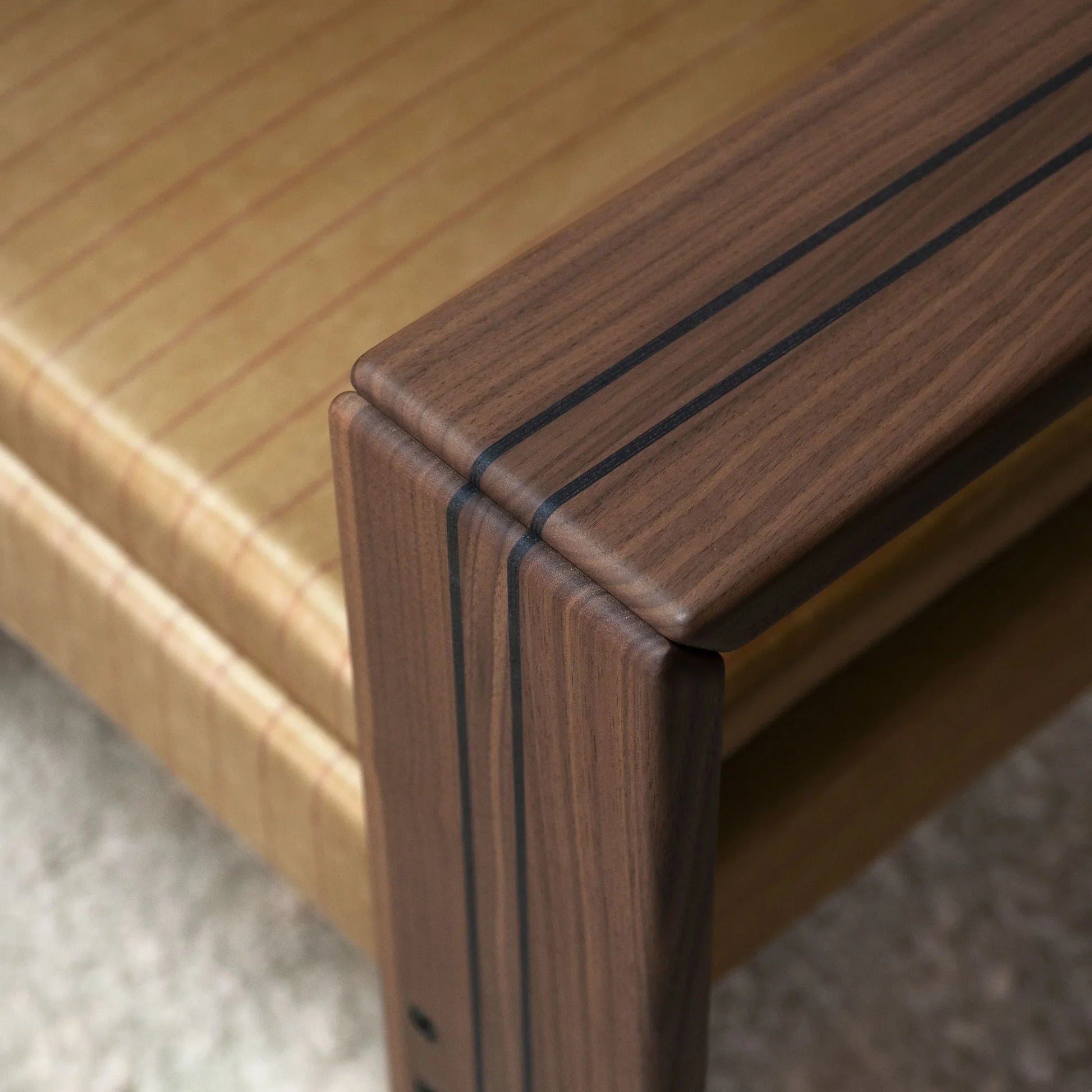Tacchini - Artona Stuhl - sarto Tailored Interiors Group
