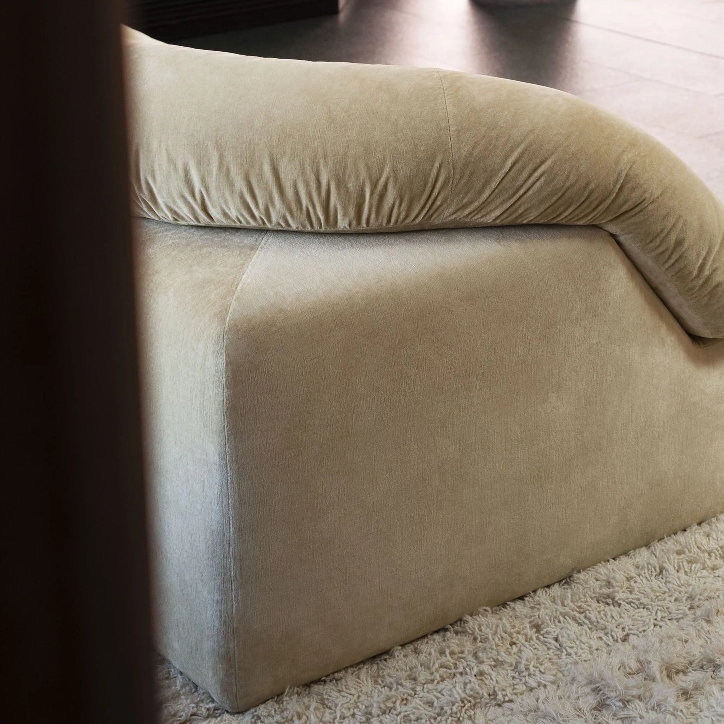 Tacchini - Butter Sessel - sarto Tailored Interiors Group