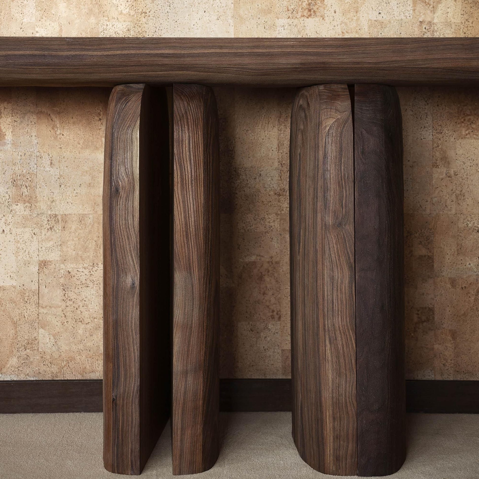 Tacchini - Bread Konsole - sarto Tailored Interiors Group