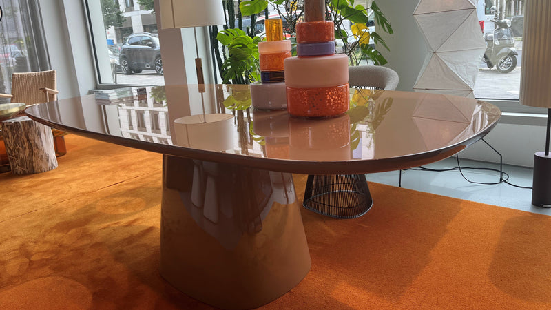 B&B Italia Allure O' table