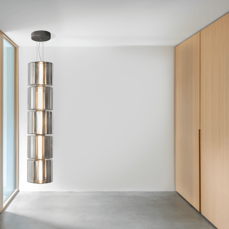 A-N-D - Column 300 Vertical Hängeleuchte - sarto Tailored Interiors Group