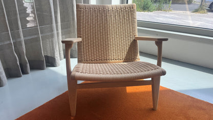 Carl Hansen CH25 Armchair