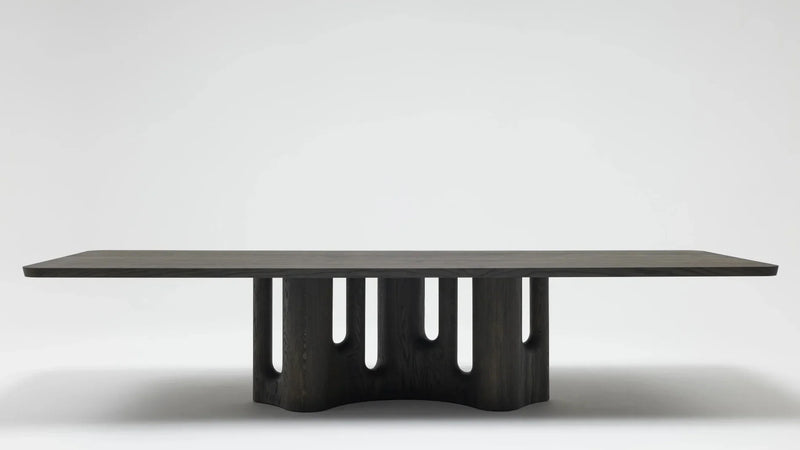 Delcourt Collection - NIN Tisch - sarto Tailored Interiors Group