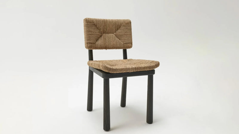 Delcourt Collection - ARI Stuhl - sarto Tailored Interiors Group